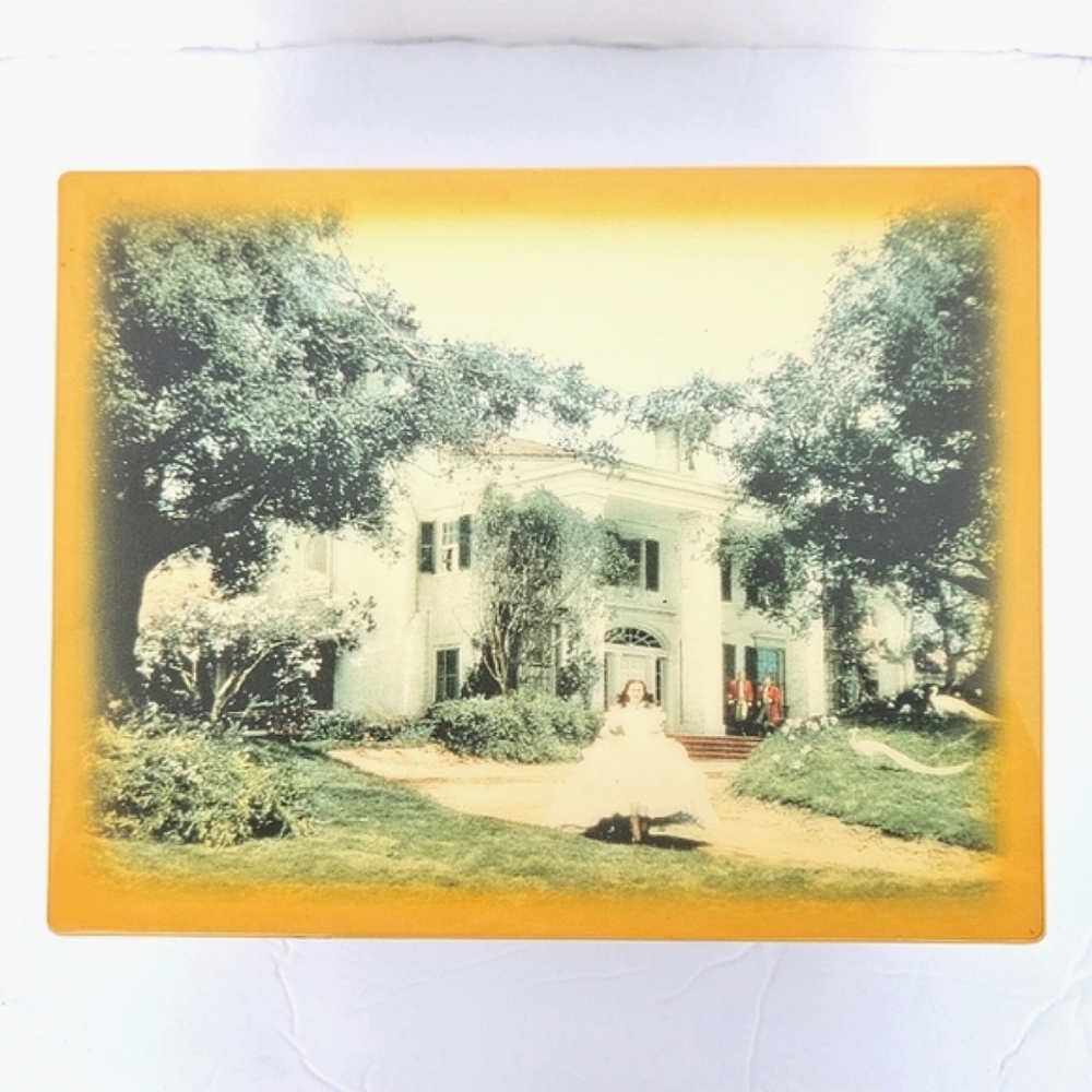 Heirloom Tradition Limited Edition 'Gone With the Wind' Music Box Collectible